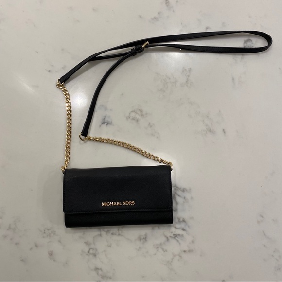 Michael Kors Black Leather Wallet on a Chain - Picture 3 of 3